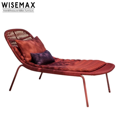 Longue chaise longue