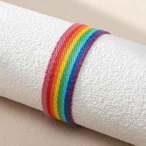 个性化彩虹色LGBT同性恋骄傲流苏腕带编织定制字母刺绣手镯