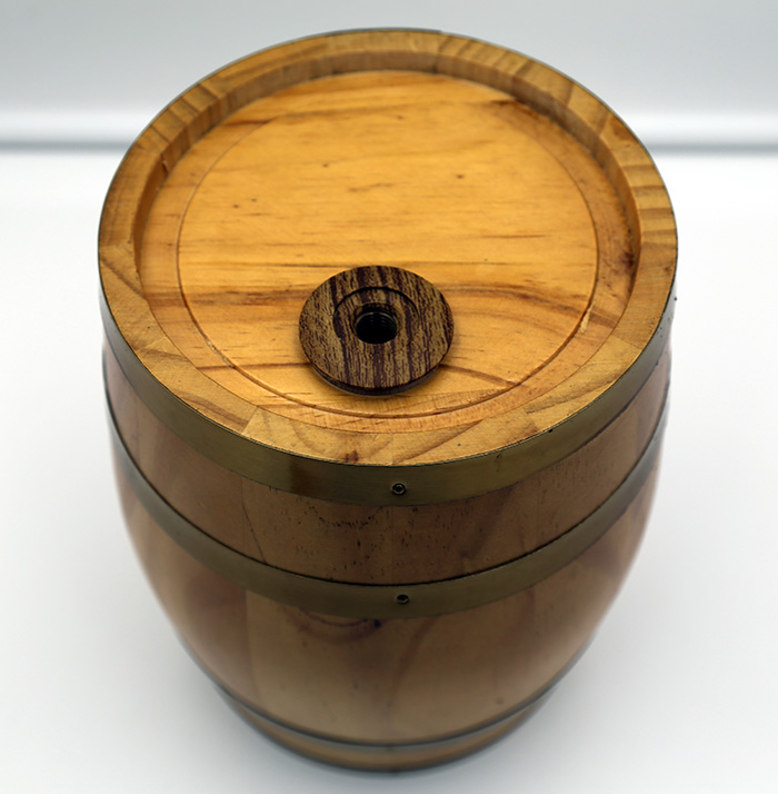 Different design wine barrel for sale