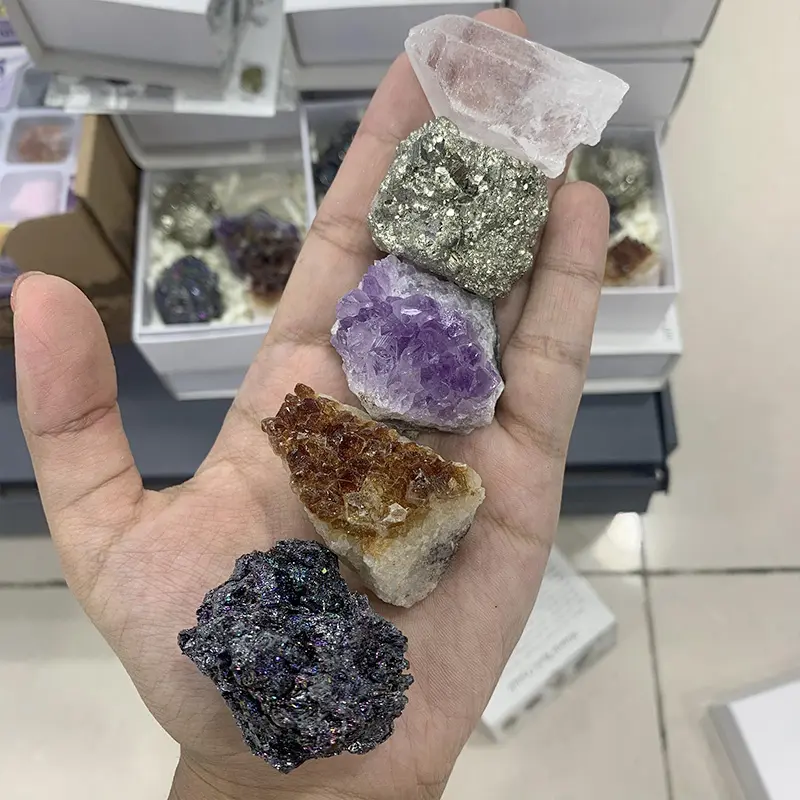 Kotak Set Chakra Mineral Kristal Mentah Kristal Alami Kualitas Tinggi Grosir