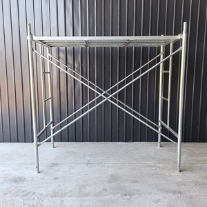 Andamio de acero Q235 de dos capas movible galvanizado de estilo industrial para aplicaciones de construcción exterior - Product Image 1