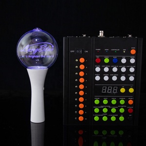 用惊人的可调颜色DMX 800米遥控器点亮并闪烁发光二极管荧光棒照亮婚礼酒吧和派对