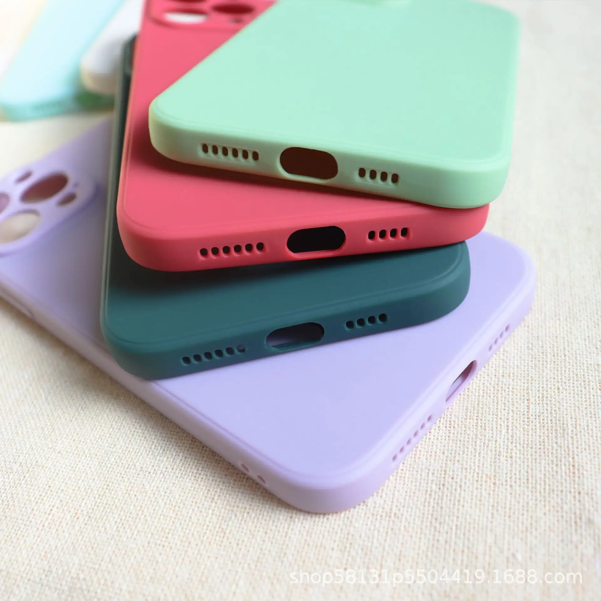 สีที่ปรับแต่งได้ราคาต่ำที่มีประสิทธิภาพเลียนแบบ TPU ซิลิโคนโทรศัพท์กรณีสำหรับโทรศัพท์มือถือทั้งหมด