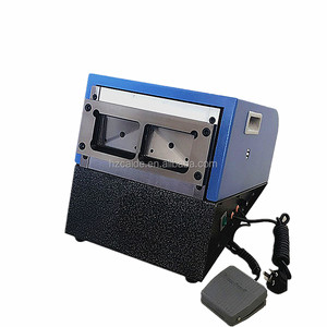 เครื่องตัดบัตรพีวีซีธุรกิจไฟฟ้าที่มีประสิทธิภาพสูงพร้อมสองDies - Product Image 1