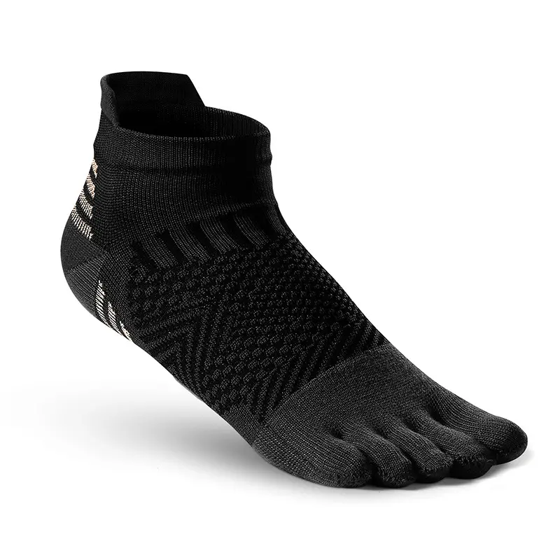 Vente en gros de chaussettes noires à 5 orteils pour hommes et femmes personnalisées No-Show Chaussettes de sport à cinq doigts Injinji