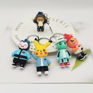 バッグの装飾のための卸売格安アニメ漫画ミニ3DソフトPVCポケモンペンダントキーホルダー