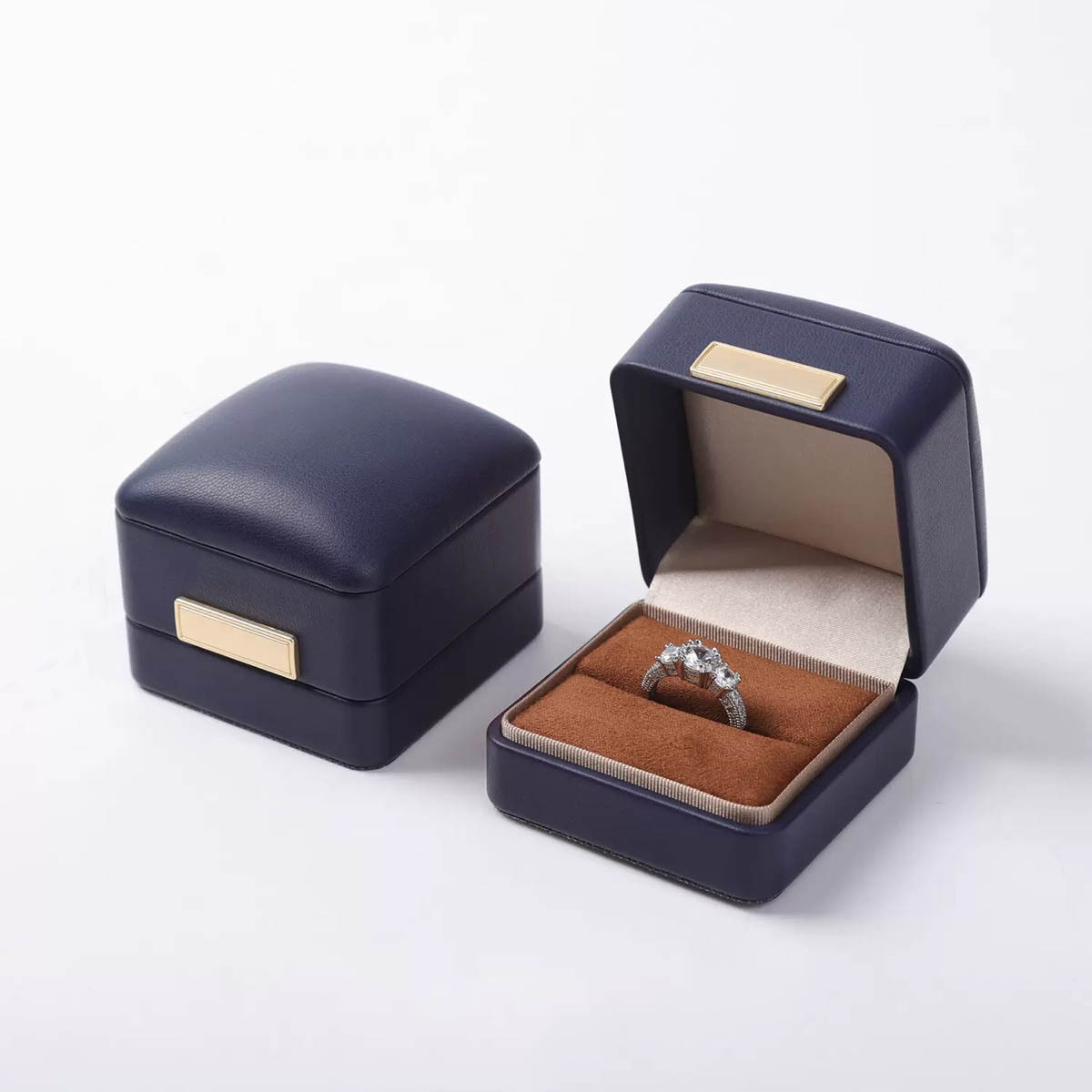 Scatola per anello blu scuro