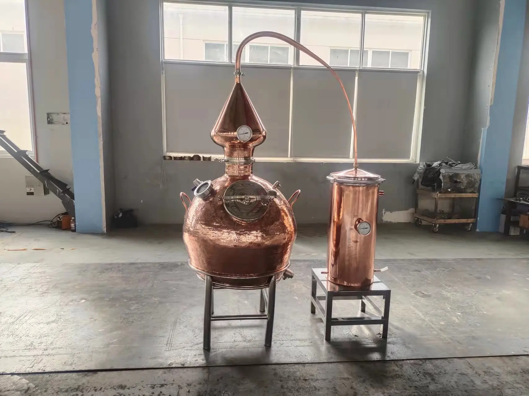 Fornitori di attrezzature per distilleria di Boben tradizionali pentole ancora 200L attrezzature per distillazione di rame apparecchiature per distillazione domestica