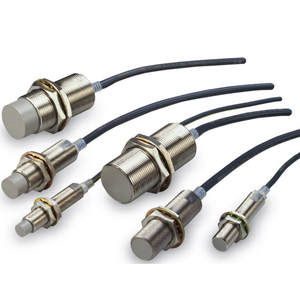 3mm Erfassungs abstand NPN/PNP Analoga usgang 24V Remote Inductive Proximity Switch Sensor