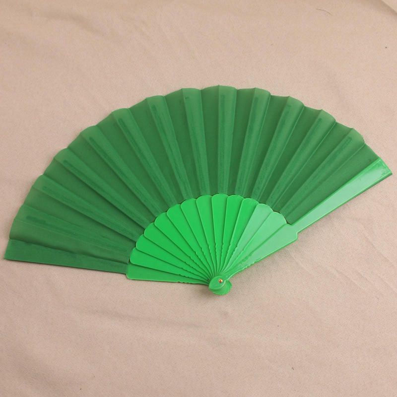 สีเขียว