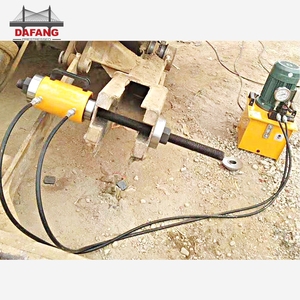 Dispositivo di smontaggio della catena della macchina per la rimozione dei perni cingolati - Product Image 2