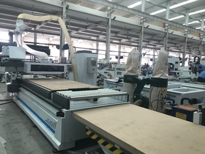 Good Quality 1530 Wooden Cabinet Door ATC <strong>Cnc</strong> Machining Center <strong>Auto</strong> <strong>Loading</strong> Wood Working Nesting <strong>Cnc</strong> <strong>Router</strong> - Product Image 2