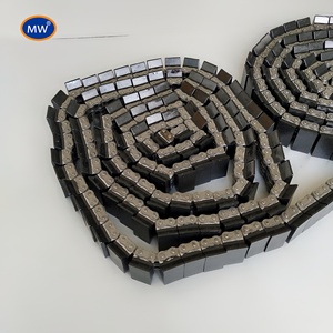 High Quality 10B Roller <strong>Chain</strong> with Rubber Attachment for Transmission Applications - Product Image 5
