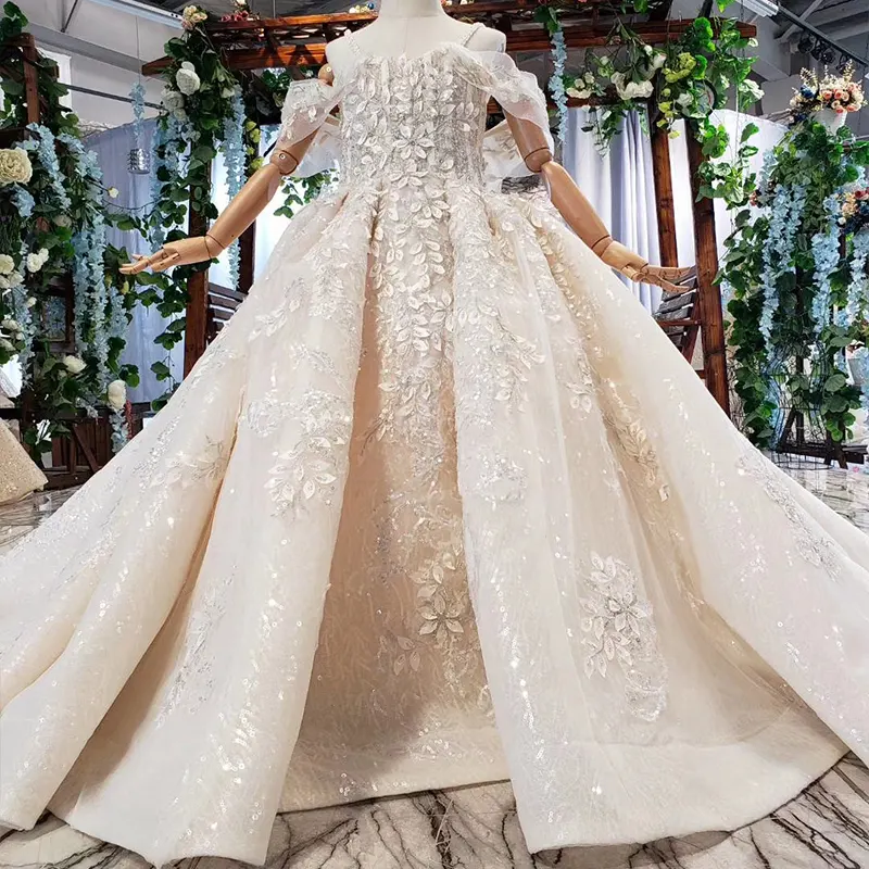 Robe de princesse pailletée avec des motifs de fleurs, tenue de mariage de princesse, HTL0606