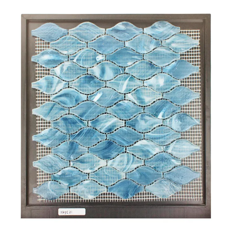 Decorazione della parete della piscina delle mattonelle di mosaico di cristallo di arte della miscela dell'onda bianca blu cielo