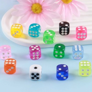 Các Nhà Sản Xuất 14Mm D6 Trong Suốt <span class=keywords><strong>Dice</strong></span> Mờ Màu Hồng 6 <span class=keywords><strong>Sided</strong></span> Tròn Góc Màu Acrylic <span class=keywords><strong>Dice</strong></span> - Product Image 4