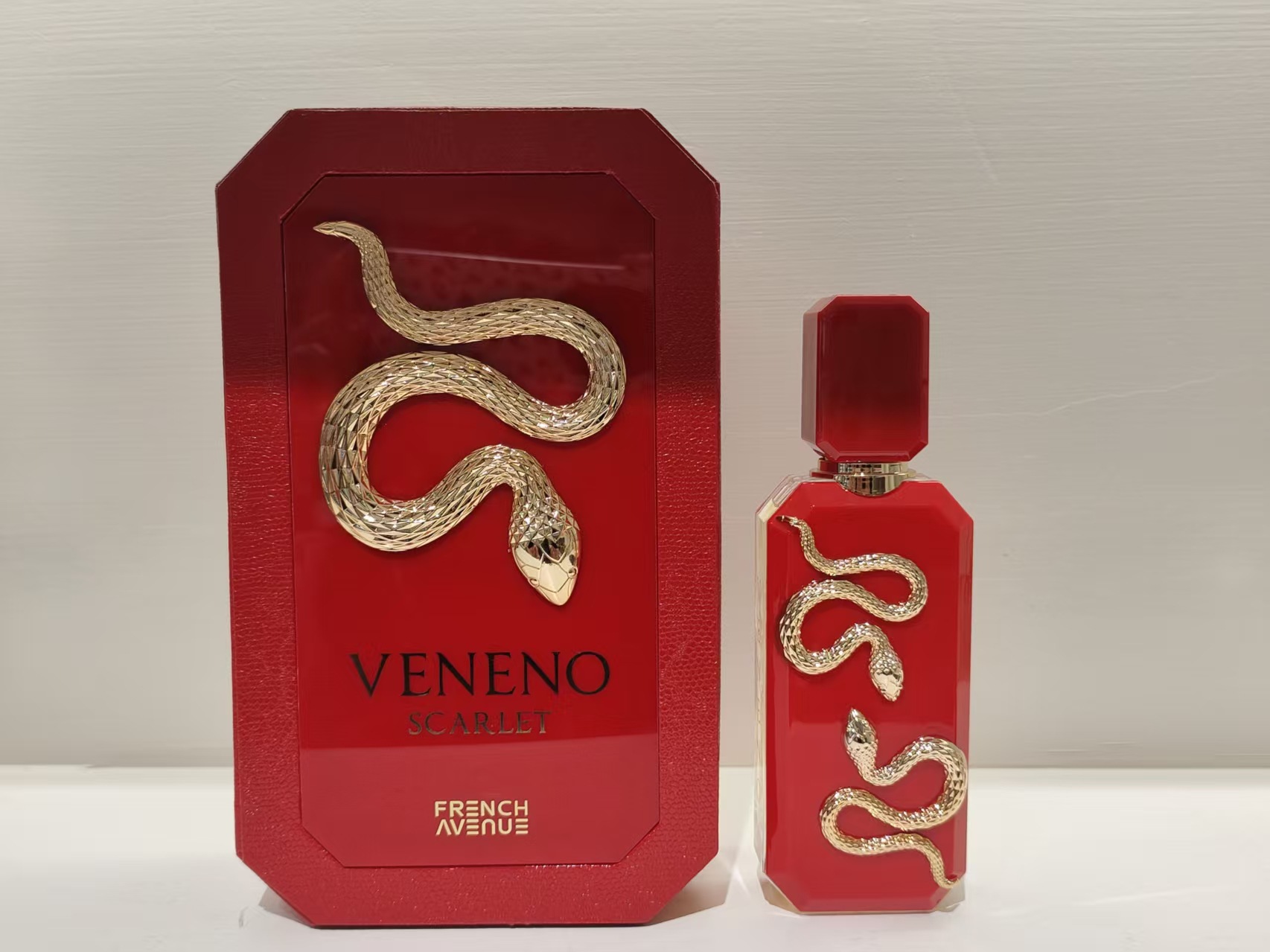 Serpent double rouge 100ml-export uniquement