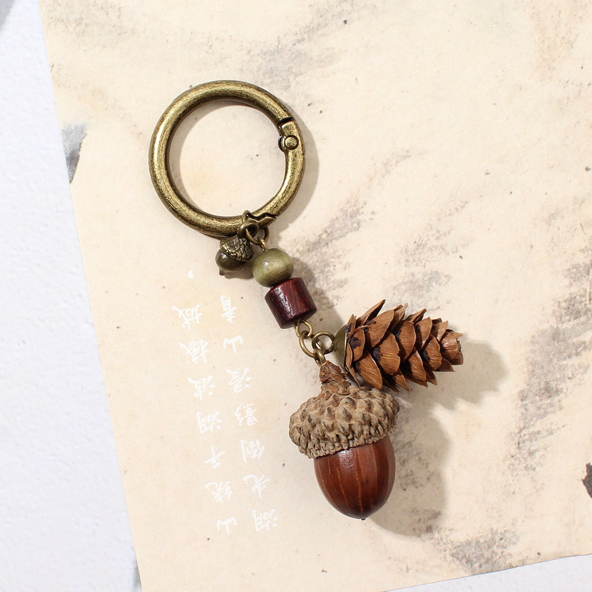 1683 small acorn larch includes hanging accessories