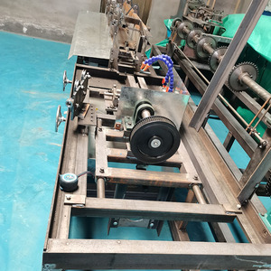YC Fast production speed single wire chain link fencing mesh <strong>netting</strong> <strong>machine</strong> Cheap price chain wire fencing <strong>machine</strong> - Product Image 2
