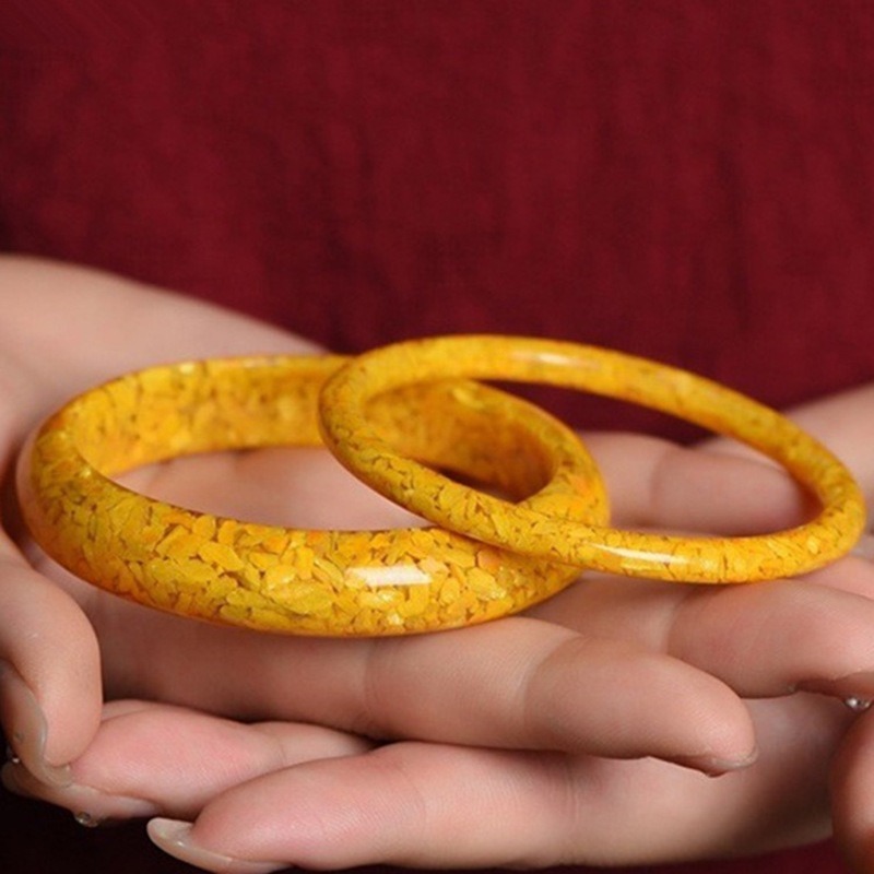 Yellow round bangle