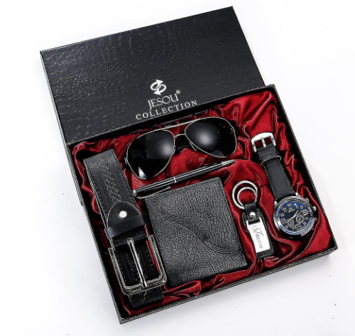 สูทสีดำสองตา