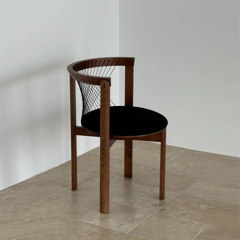 Chaise d'orgue en flanelle noire et noir cendré