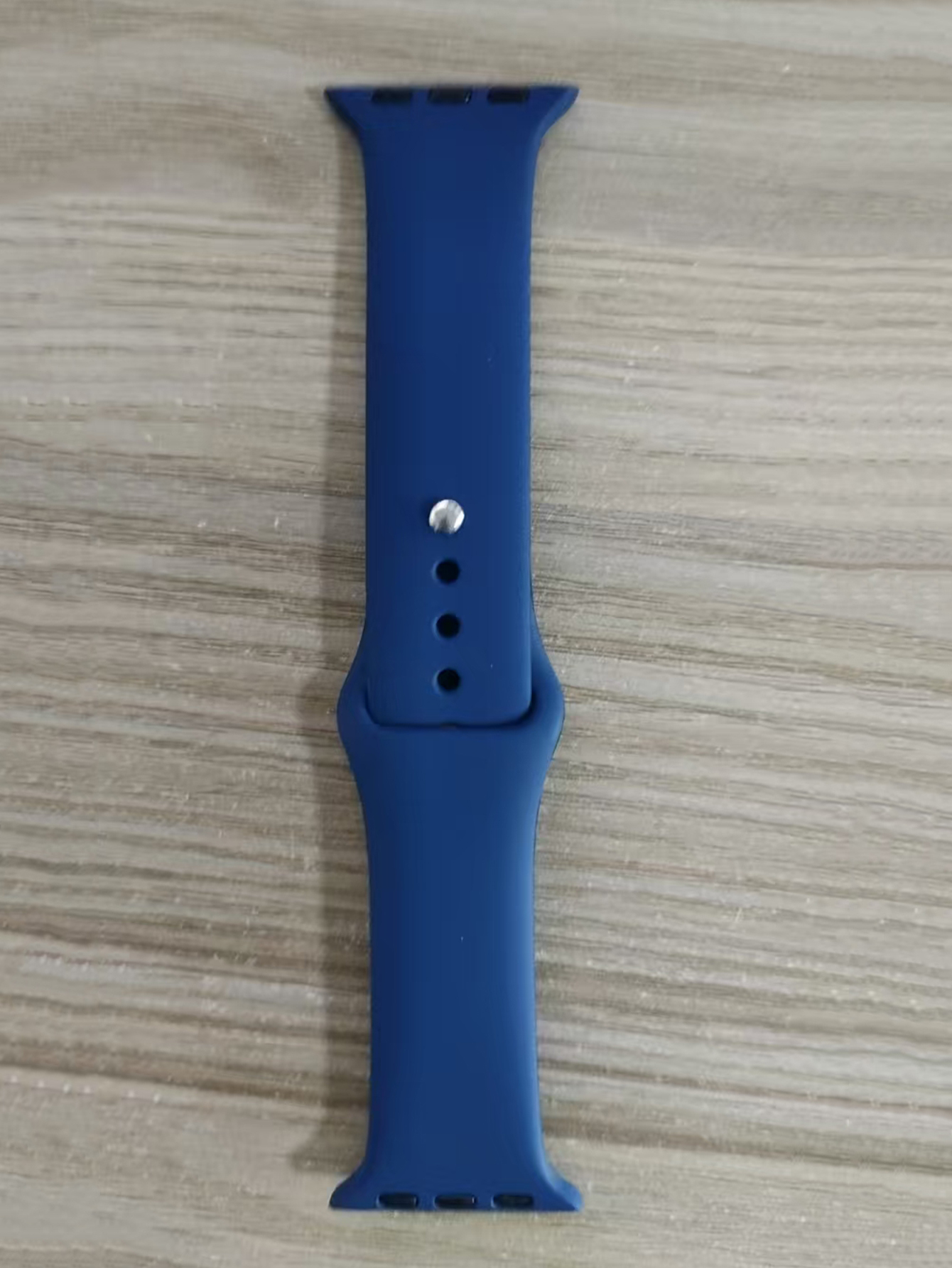 Bianco dentro, blu fuori