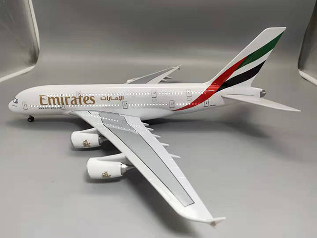 สีขาว แสงควบคุมเสียงได้