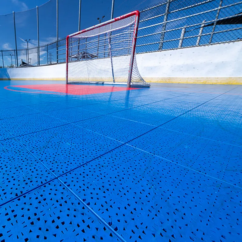 Esterno di plastica ad incastro pavimento di piastrelle/ad incastro di plastica deck piastrelle per hockey
