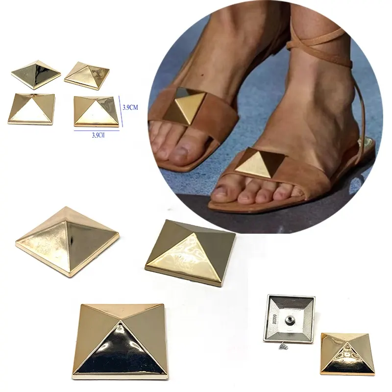 Fibbie per scarpe rivetto in plastica piramide oro 3.9cm per la decorazione di scarpe da donna