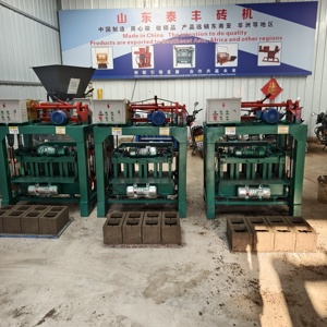 Máquina para fabricar ladrillos de arena y cemento, fabricante de bloques huecos con componentes de núcleo de motor de 220V a la venta en África - Product Image 3