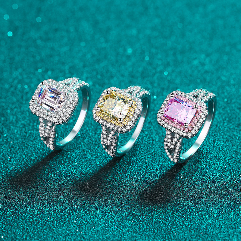 Yellow Moissanite