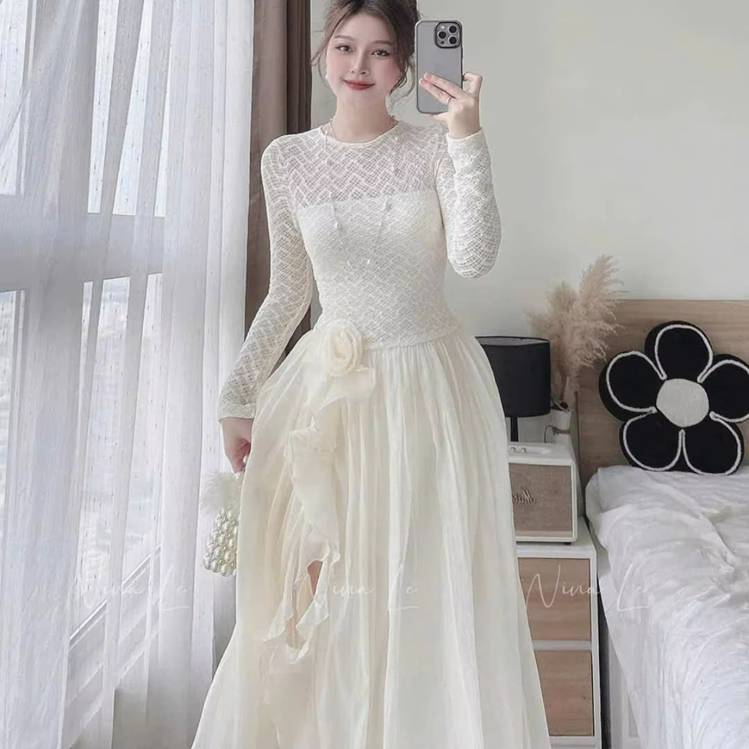 สีขาว