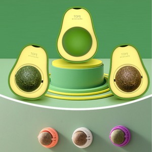 Juguete para lamer gatos Bola de hierba gatera natural Juguete para gatos Pegatina de pared Estilo aguacate Insecto Gall Fruit Cat Snacks Limpieza intestinal limpia - Product Image 5