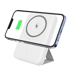 <strong>2025</strong> Top Seller Magnetic Wireless Phone Fast Charger Power Bank for Phone With Magnetic Best Selling Products With Stand