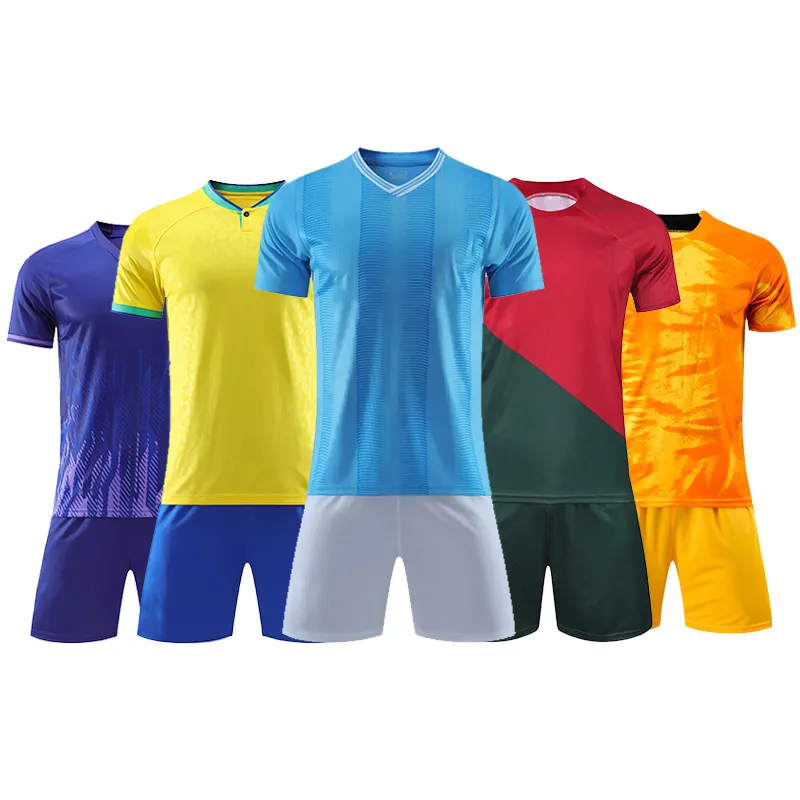 Nuevo diseño de sublimación OEM de alta calidad uniforme de fútbol para hombres ropa deportiva uniforme de entrenamiento de fútbol mejor uniforme de fútbol para niños