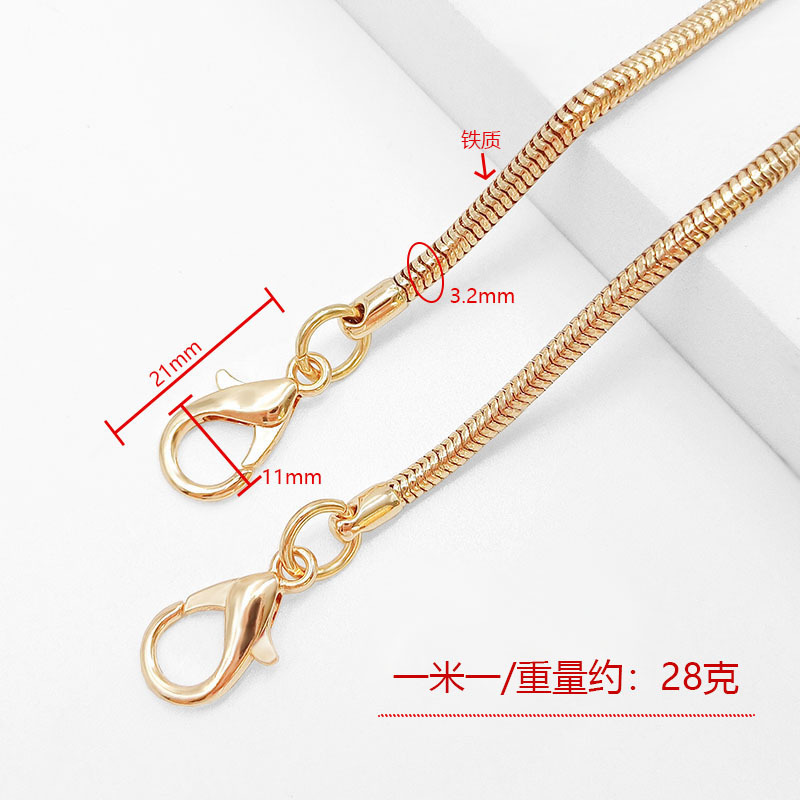 Hsg3211-0013. Cadena de serpiente de hierro de 2 mm, 1.1 m, color dorado.