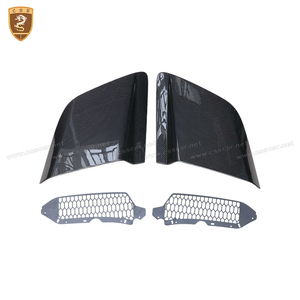 Capris Style Dry Carbon Fiber zijdelingse deurpanelen voor Audi R8 V10 2022-2024 - Product Image 3