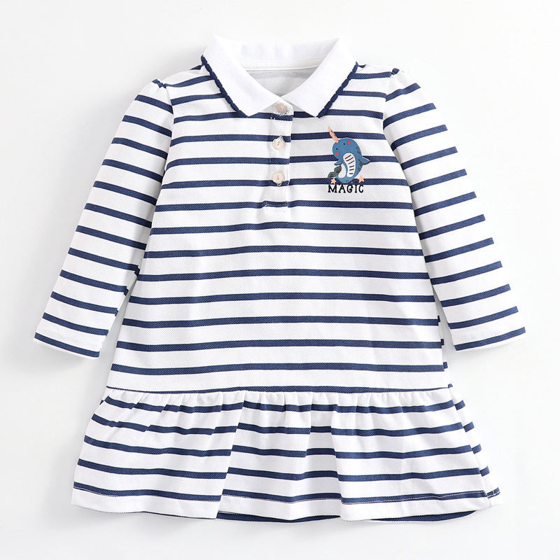 สีฟ้าและสีขาว