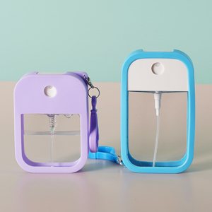 Bouteille de pulvérisation colorée de carte de crédit 20ml 30ml mini bouteille de pulvérisation de recharge bouteille de parfum atomiseur de carte de crédit - Product Image 1