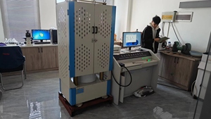 2000kn High <strong>Precision</strong> Hydraulic Universal <strong>Testing</strong> <strong>Machine</strong> Servo Oil Source Control <strong>Compression</strong> <strong>Testing</strong> <strong>Machine</strong> - Product Image 3