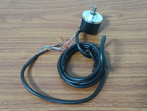 Original aktien Auto-Nics E40S6-2500-6-L-5 Drehgeber Inkrementelle Wellen leitung Treiber leistung 2500PPR 5Vdc Guter Preis - Product Image 3