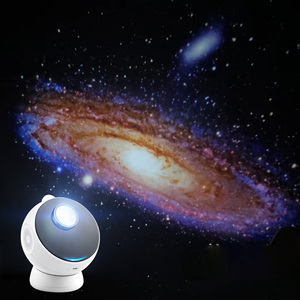 スタープロジェクターナイトライト-宇宙飛行士宇宙プロジェクター、タイマーとリモート付きの星空星雲天井LEDランプ、キッズルームD - Product Image 2