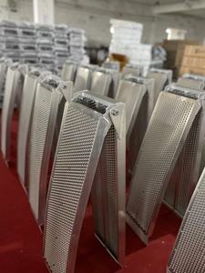 Factory New <strong>Design</strong> Surface 800lbs Aluminum Loading <strong>Ramp</strong> for Car Custom ATV Foldable <strong>Ramp</strong> With Handle - Product Image 4