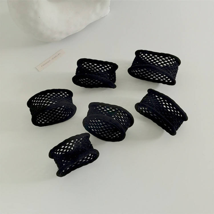 ชุด6ชิ้นลายตารางสีดำ