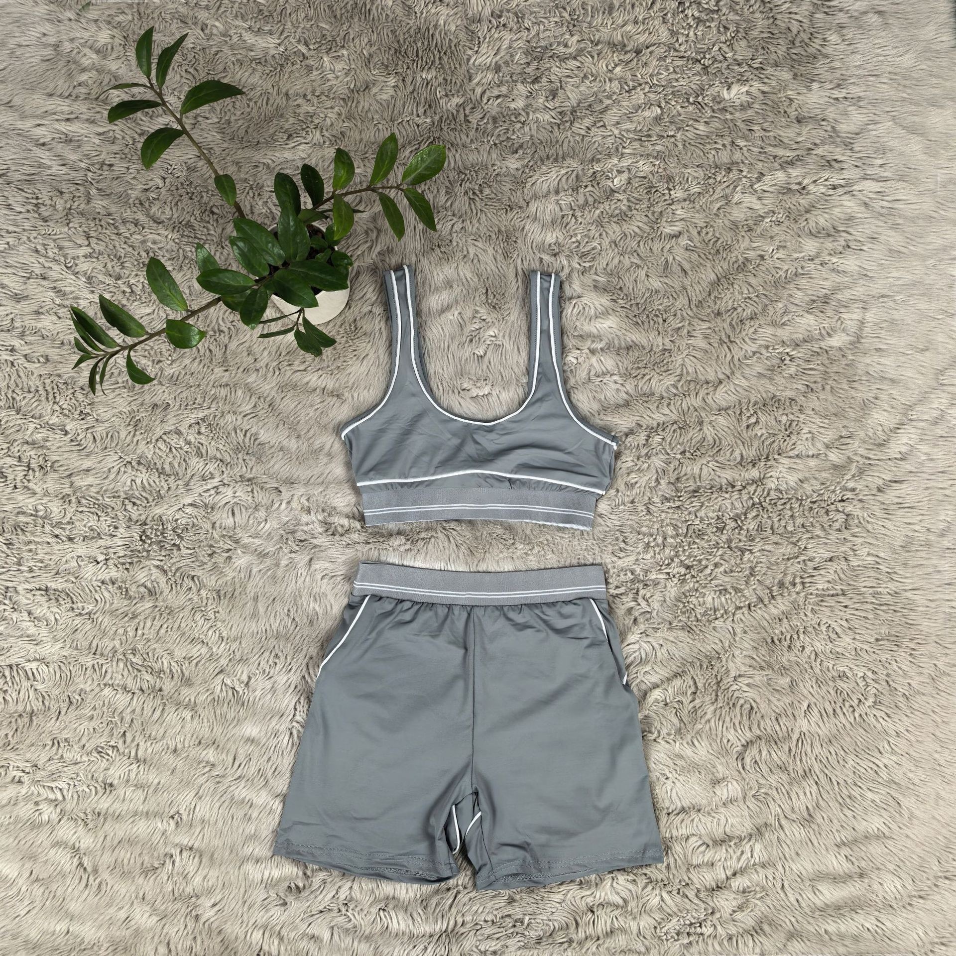 gris