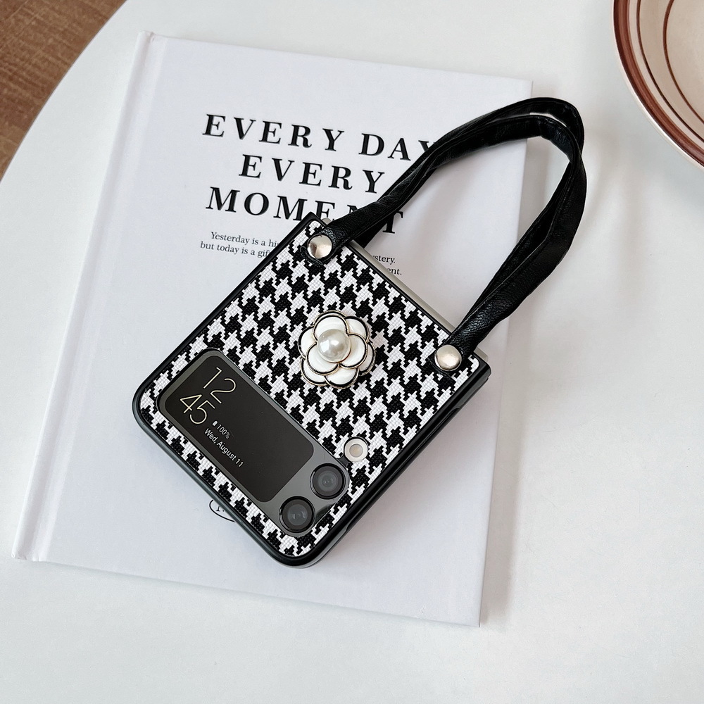 Black and White Grid-Camellia-Mini Portable-White