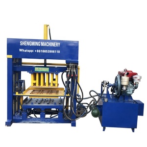 QT4-40 manuale utilizzato finitrice macchina del blocco in calcestruzzo che fa la macchina in Zambia - Product Image 2