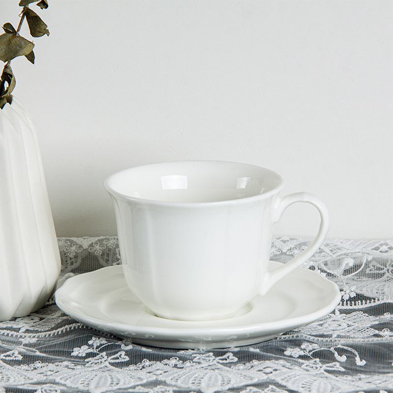 Taza y platillo 200ml