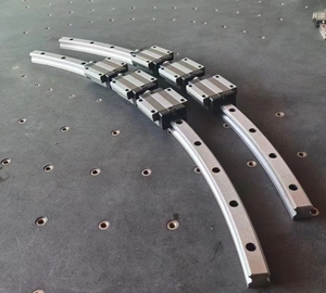 Hcr12a Hcr15a Hcr25a Hcr35a Hcr45a Hcr65a Best Selling <strong>Linear</strong> Guide <strong>Rail</strong> <strong>Slide</strong> <strong>and</strong> Curved <strong>Linear</strong> Guide